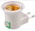 Bocal E-27 com chave Liga Desliga e Pino Energia Macho Branco